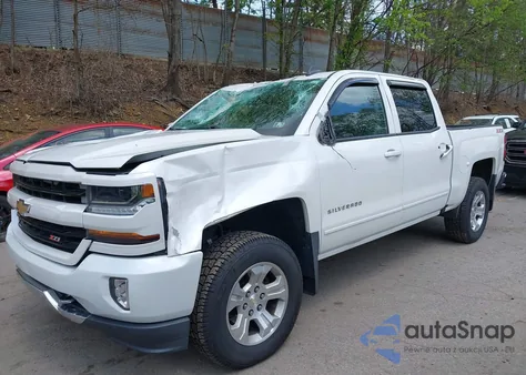 2017 Chevrolet Silverado 1500 2Lt z USA, uszkodzony, nr VIN 3GCUKREC0HG146568